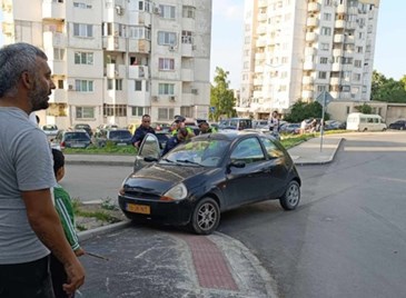 Шофьор избяга след гонка с полицията в Русе