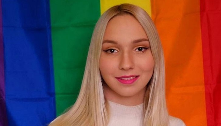 Обидена съм на Българската ЛГБТИ-общност, написа Емили в Instagram