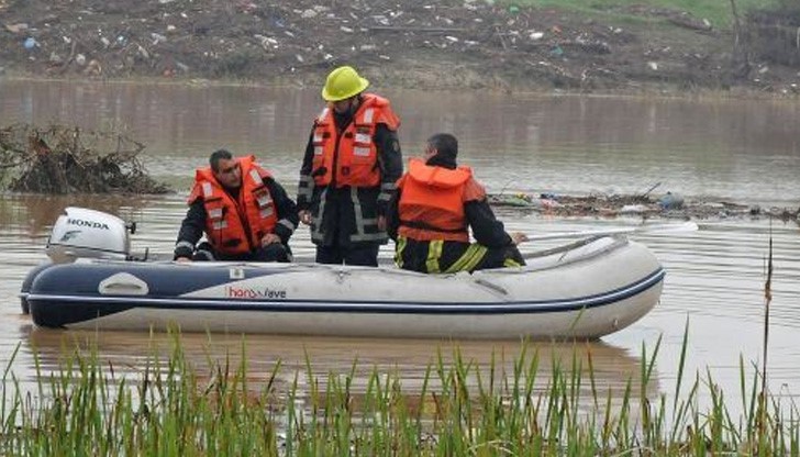 Водолази извадиха тялото на 4-годишното момченце, удавило се край Винево