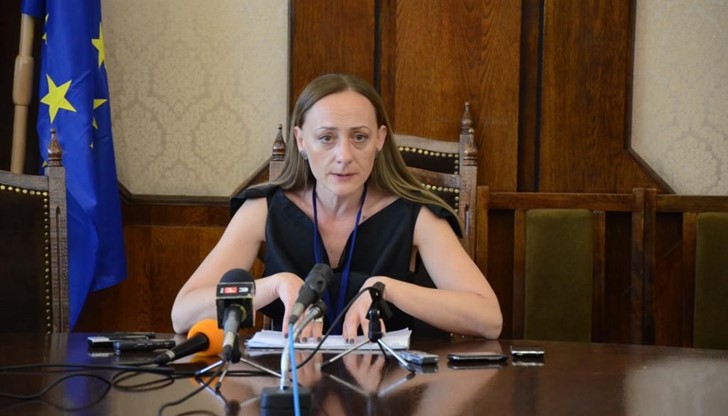 Считано от днес, 20 октомври 2014 година, Наталия Кръстева е назначена за заместник-кмет по комунални дейности в Община Русе.