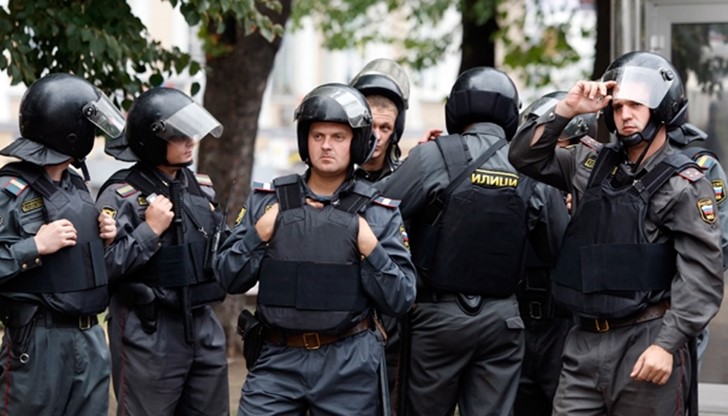 Полицията евакуира около 400 души от Курската гара в Москва