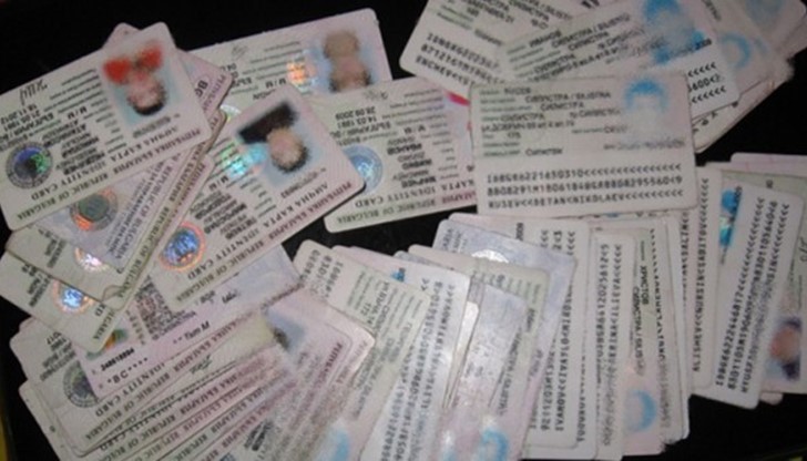 Новите български документи за самоличност ще бъдат с чип, в който ще има и електронен идентификатор