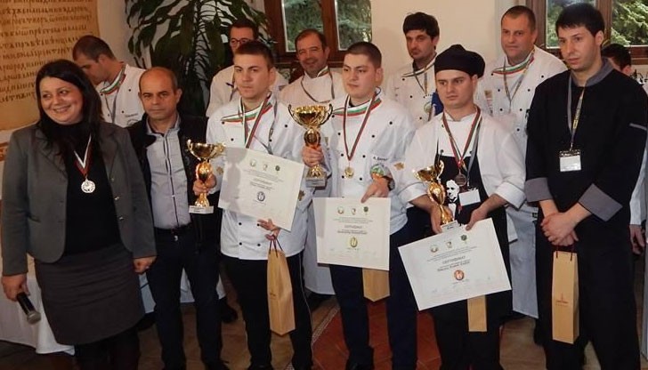 “Chefs Club Ruse”за втора година организира състезание за професионалисти в областта на готварството и кулинарията