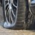 „Фолксваген Пасат“ осъмна с нарязани гуми