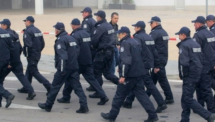 Причината за незаетите места е липсата на пари за заплати