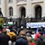 Протестиращи скандират: Освободете Иванчева!