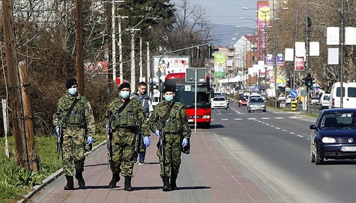 Всички сръбски граждани ще получат по 100 евро