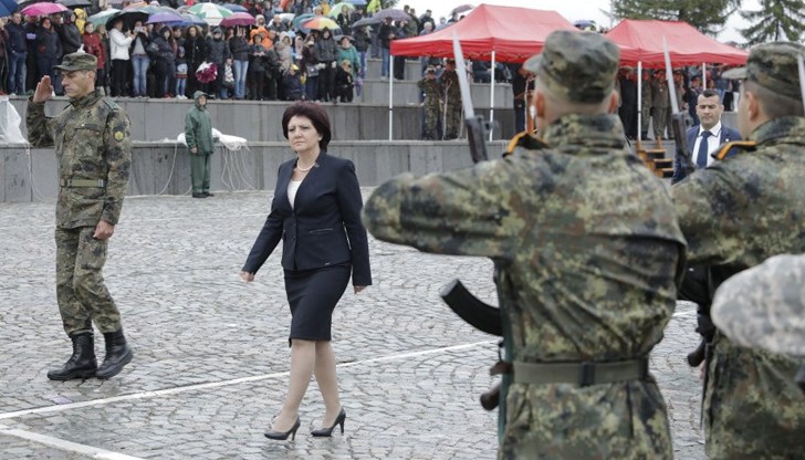 Председателят на парламента успя да избегне протестната акция