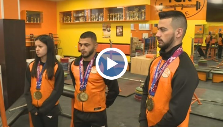 Българските щангисти разказват как се печелят златни медали