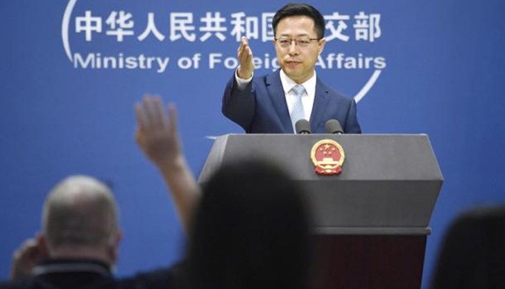 Международната общност трябва да прояви уважение към реалния факт за наличието на няколко огнища на епидемията от новия коронавирус, заявиха от китайското външно министерство