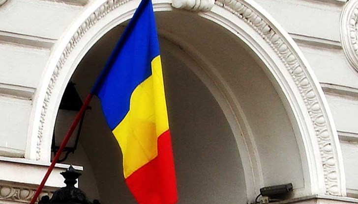 Правителството на либералния румънски премиер Флорин Къцу беше свалено с вот на недоверие днес, заплашвайки страната с нова политическа нестабилност