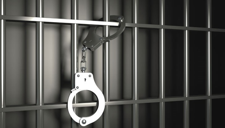 Преподавател в детска школа в Аксаково беше задържан за блудстване
