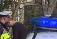 Пътни полицаи в София задържаха шофьор който се опитал да
