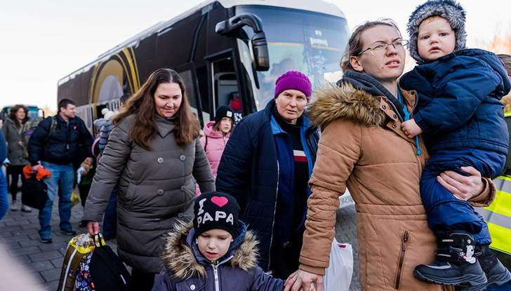 1 151 000 украинци са напуснали страната си този месецБроят