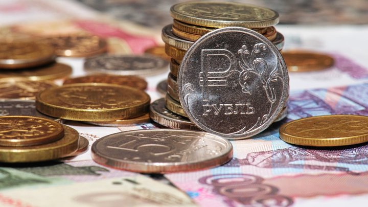 Руската валута се приближи до петгодишен максимумРублата днес поскъпна, подкрепена