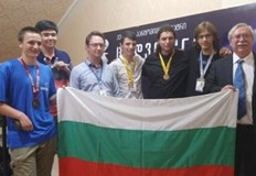 Български ученици спечелиха пет медала от Международната олимпиада по астрономия