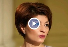 Тя е водач в листите на коалицията ГЕРБ СДС в Русе