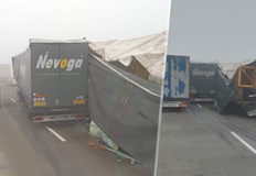 Камион се вряза в паркиран за почивка ТИР преди Дунав мостТежък