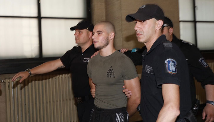 Прокурорският син е счупил носа на мъж в СозополРайонната прокуратура
