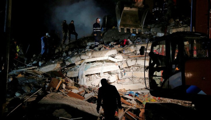 Броят на загиналите в Турция и Сирия надхвърли 4300 душиНово