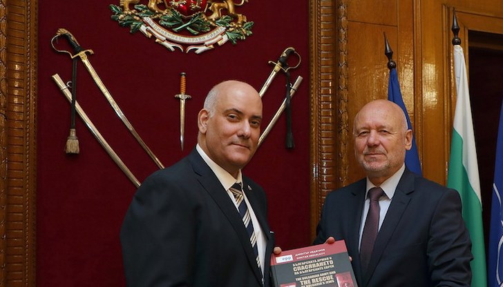 Министърът на отбраната подчерта българската позиция, осъждаща терористичното нападение срещу Израел