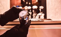 Продават часовници на Михаел Шумахер, за да финансират лечението му