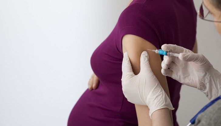 Ще бъдат ваксинирани бременни жени