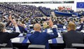 Колко пари получават евродепутатите освен заплатата?