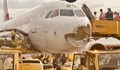 Градушка потроши носа и предното стъкло на самолет по време на полет