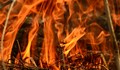 Пожари бушуват край Атина
