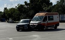 Линейка и кола се сблъскаха в София