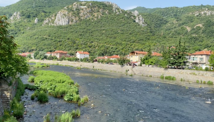 Водите на реката са се повишили внезапно