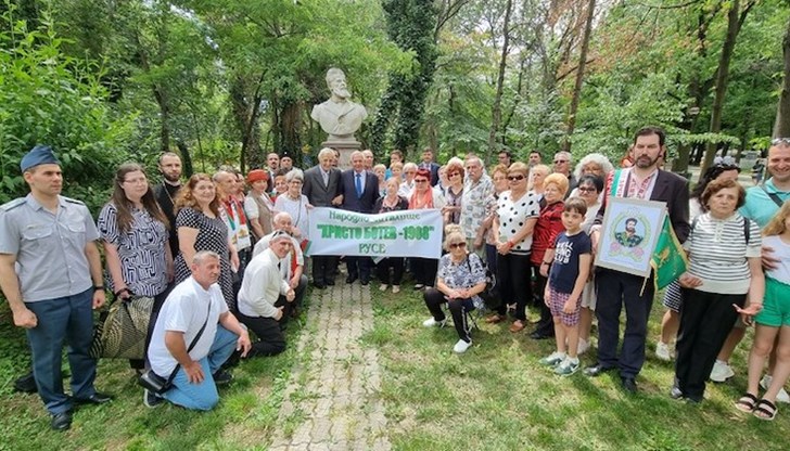 Събитието бе организирано от Посолството на България в Румъния и събра наши сънародници от двете страни на Дунав - и от Букурещ, и от Русе