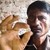 Затънал в дългове индиец откри диамант за 100 000 долара