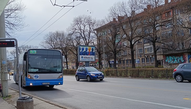 Пътничка призовава общинарите: Оставете си луксозните автомобили и пътувайте всеки ден с градски транспорт в този ад и дишайте на 50°C в затворен автобус