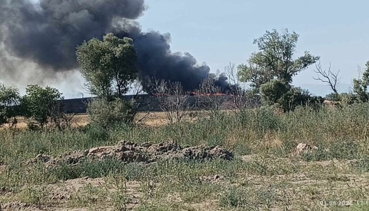 Жителите на град Стамболийски и село Кадиево са обгазени от дима от изгарящите отпадъци