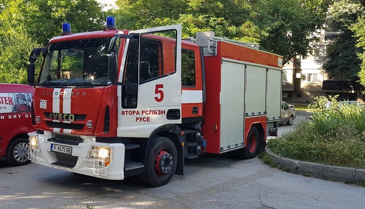 Пожар в санитарно помещение на предприятие в Русе