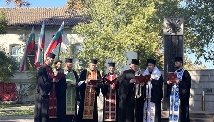 Русенци почетоха паметта на загиналите воини на Архангелова задушница