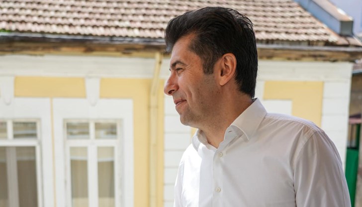 ПП взе много принципно решение и няма да бъде повлияно по никакъв начин от леко отчаяните действия на Пеевски чрез главния прокурор ПП взе много принципно решение и няма да бъде повлияно по никакъв начин от леко отчаяните действия на Пеевски чрез главния прокурор