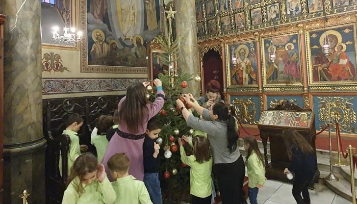 Отец Алеко Рачев разказа за смисъла на светия празник