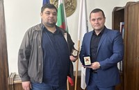 Пенчо Милков получи плакет за подкрепата си към Национално дружество „Традиция“