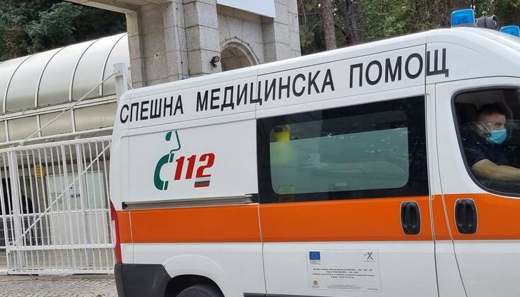 Жената е получила фрактура на тазобедрената става Жената е получила фрактура на тазобедрената става