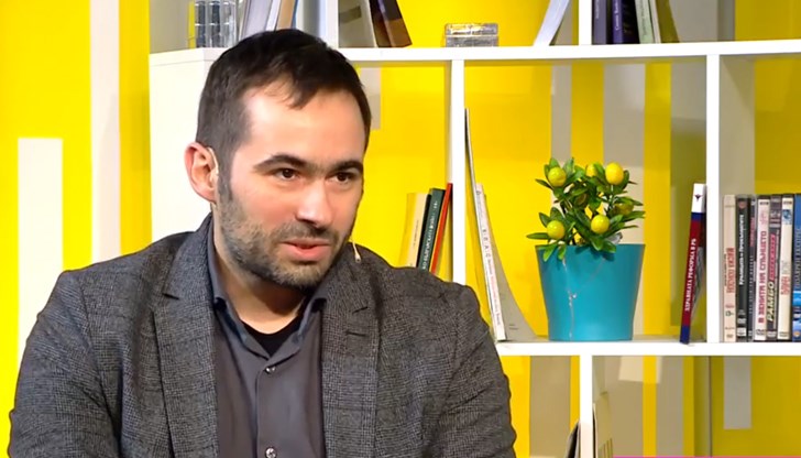 Специалистът по медицина на съня д-р Петър Чипев обяснява защо редовният график е по-важен от осемте часа сън Специалистът по медицина на съня д-р Петър Чипев обяснява защо редовният график е по-важен от осемте часа сън