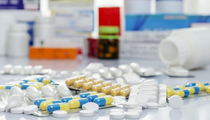 Председателят на Асоциацията на собствениците на аптеки коментира очакваните ценови промени през 2025 година Председателят на Асоциацията на собствениците на аптеки коментира очакваните ценови промени през 2025 година