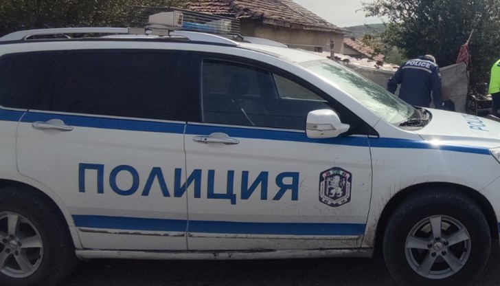 Четирима души са задържани Четирима души са задържани