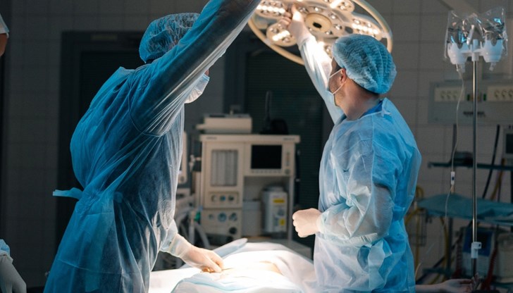 Лекари възстановиха хранопровода на мъж с онкологично заболяване Лекари възстановиха хранопровода на мъж с онкологично заболяване