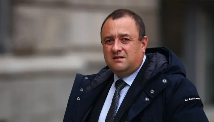 Иван Иванов: Спирането на процедурата ще забави ремонтите с девет месеца Иван Иванов: Спирането на процедурата ще забави ремонтите с девет месеца