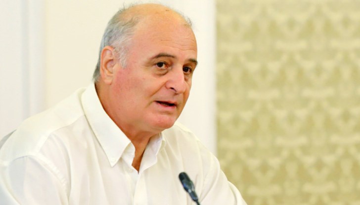 МЕЧ започва битка с колекторските фирми и компаниите за бързи кредити МЕЧ започва битка с колекторските фирми и компаниите за бързи кредити