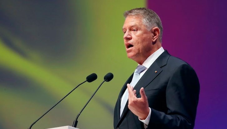 Крайната десница иска оставката на президента Крайната десница иска оставката на президента