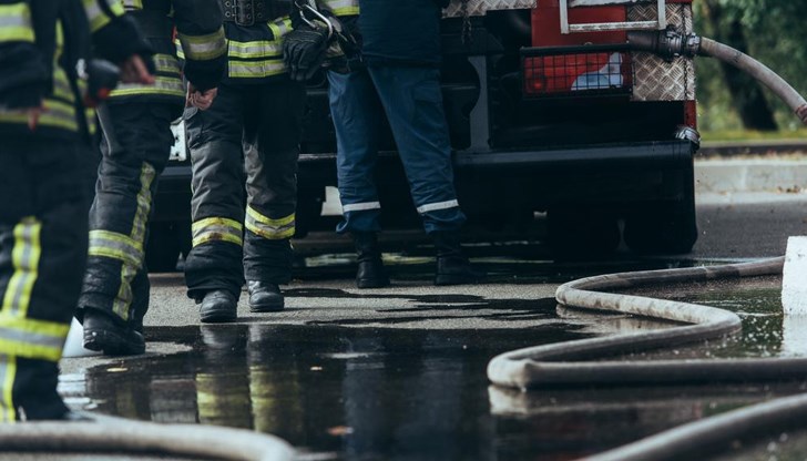 Най-вероятно причината за пожара е хвърлен фас от цигара Най-вероятно причината за пожара е хвърлен фас от цигара